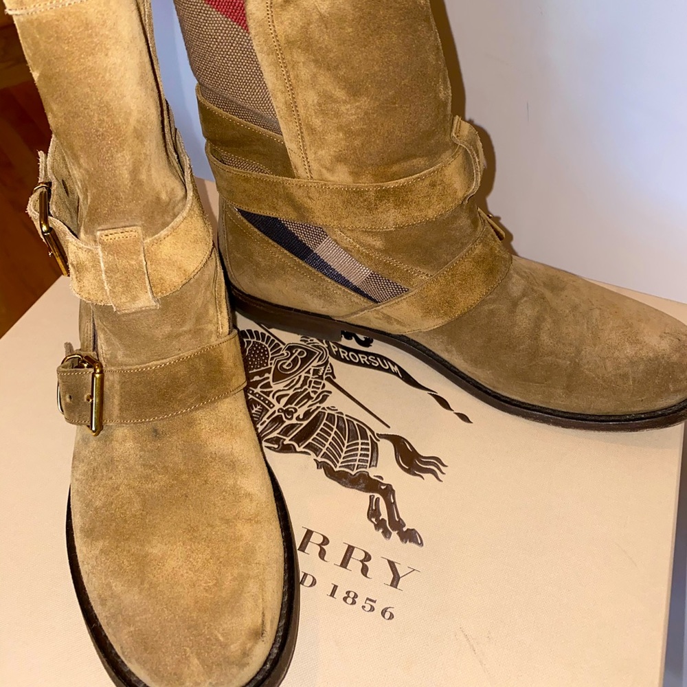 Burberry Brit Worcester Flat Boot in tan suede